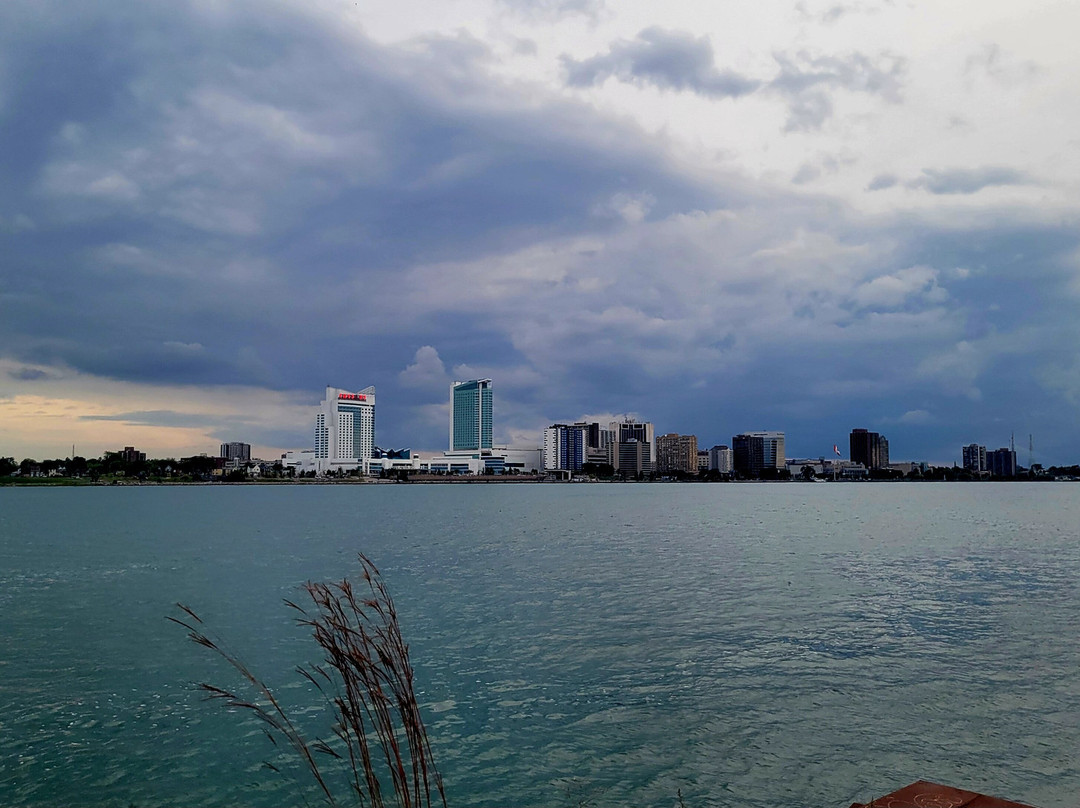 底特律河滨-底特律必去景点