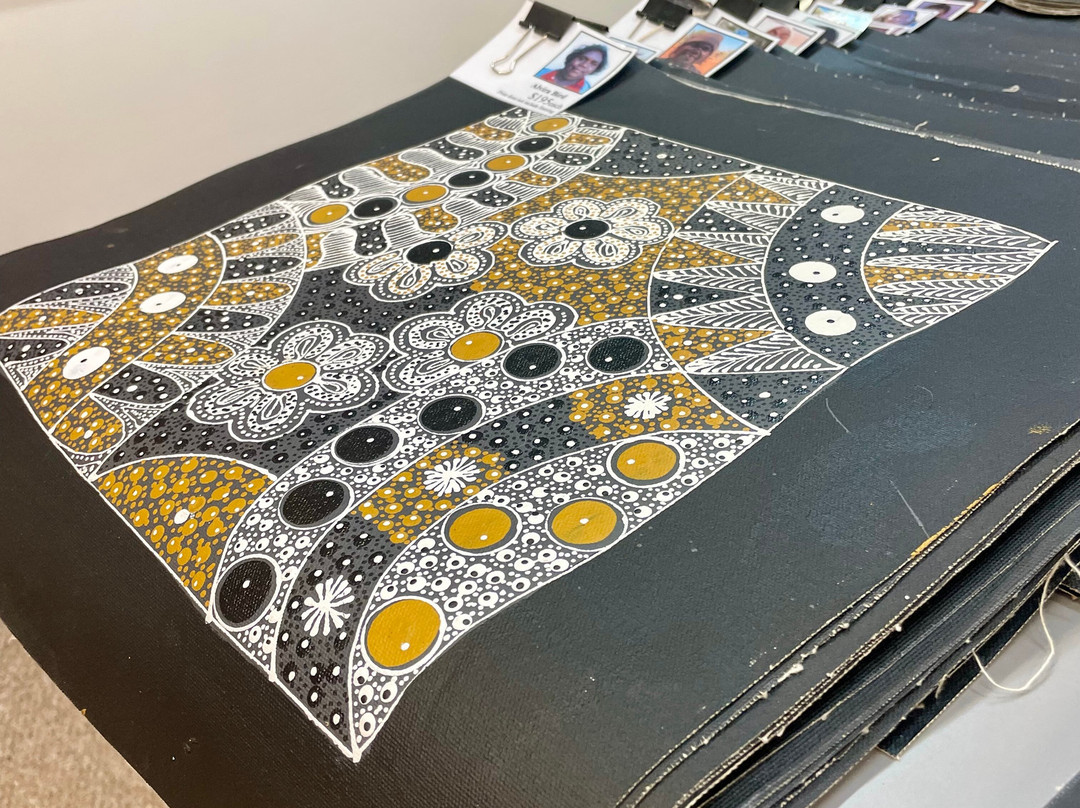 Mbantua Fine Art Gallery (Darwin)景点图片