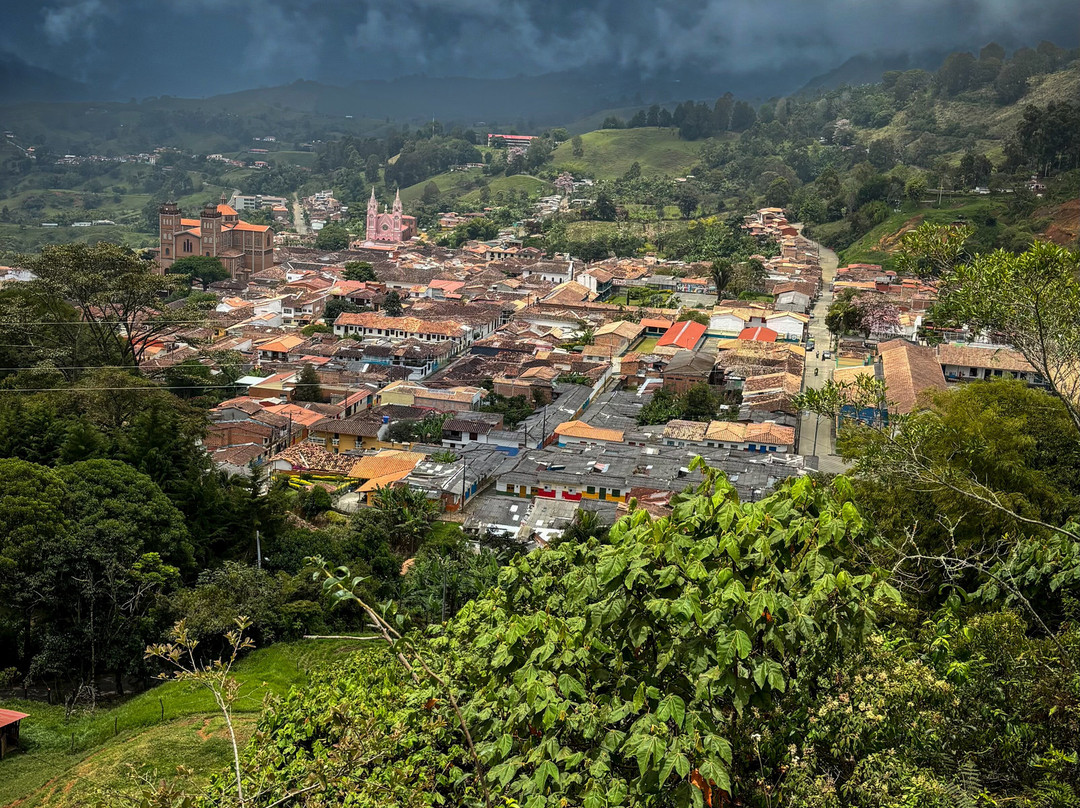 Finca Hotel Cabanas y Flores主图