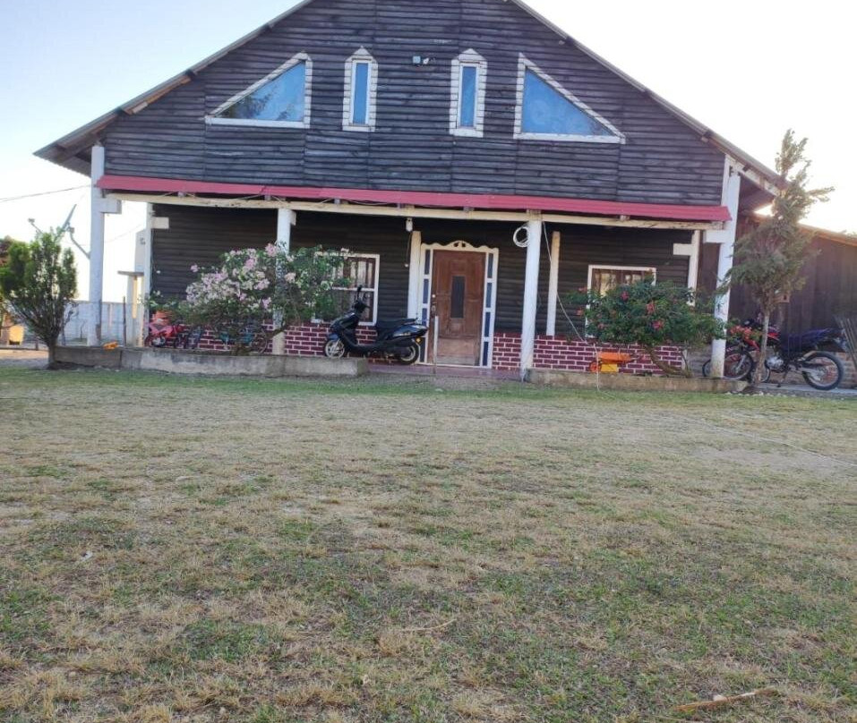Farm Lodge La Cabaña