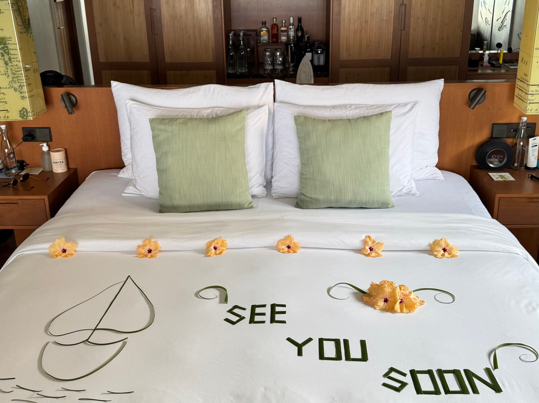 胡拉瓦尔西岛度假村主图