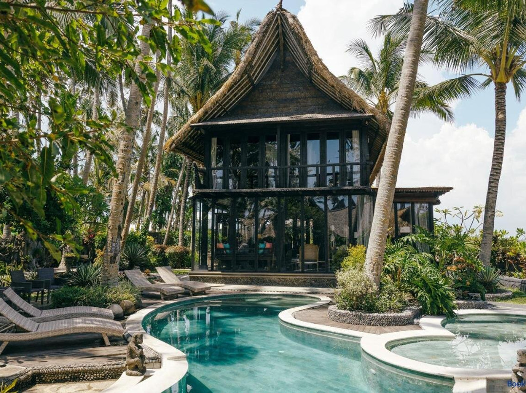 Most Exotic Beachfront Villa Keong