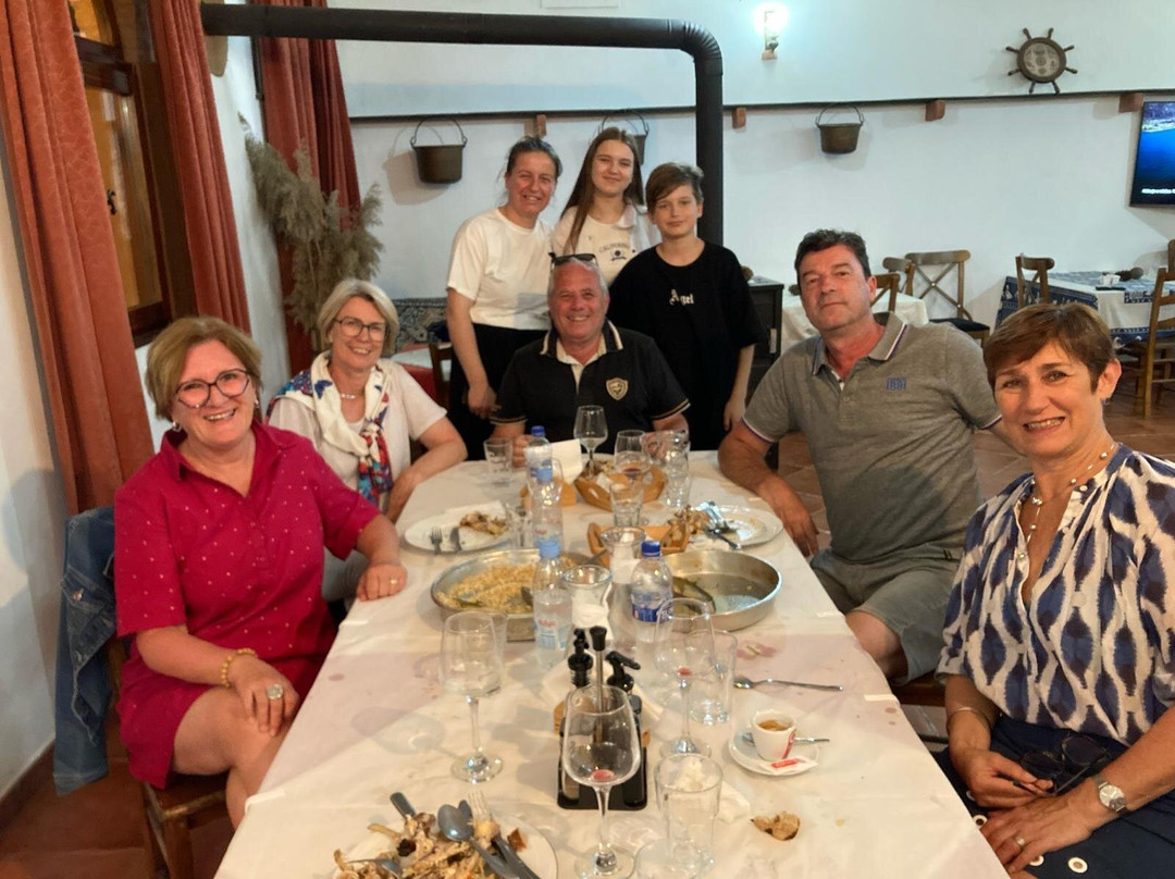 Bar Restorant Rrepet E Izvorit