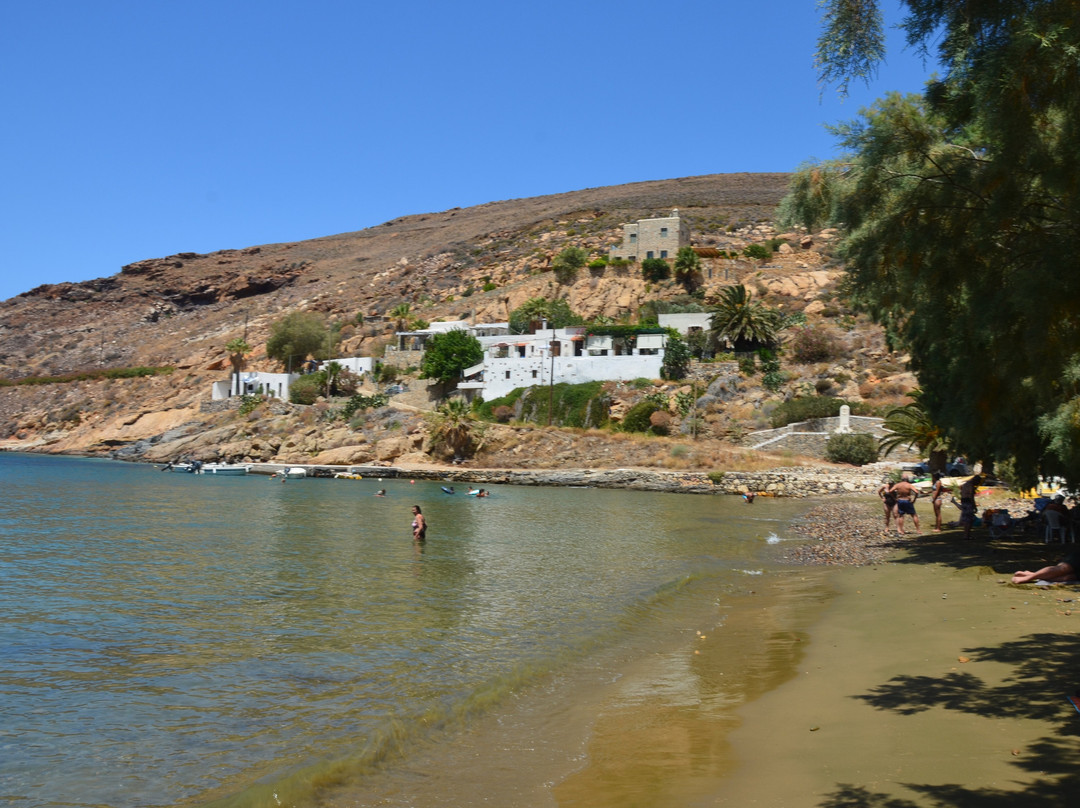 Megalo Livadi Beach景点图片