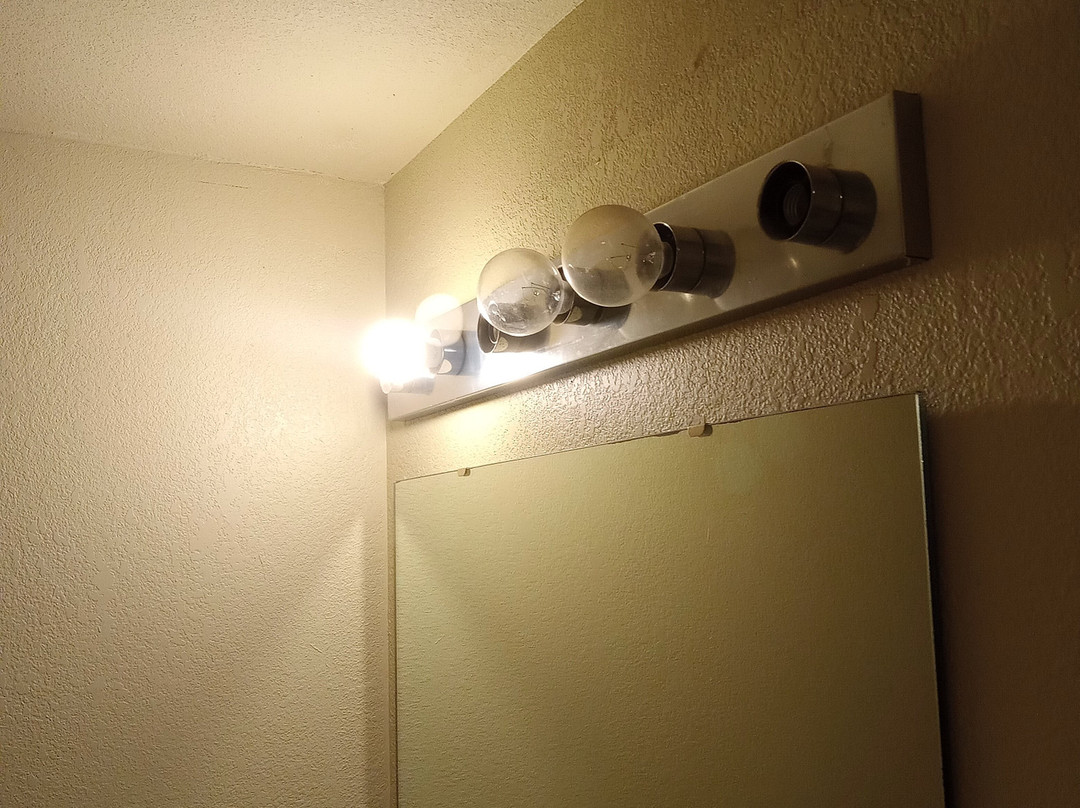 Goettin's Sierra Motel主图