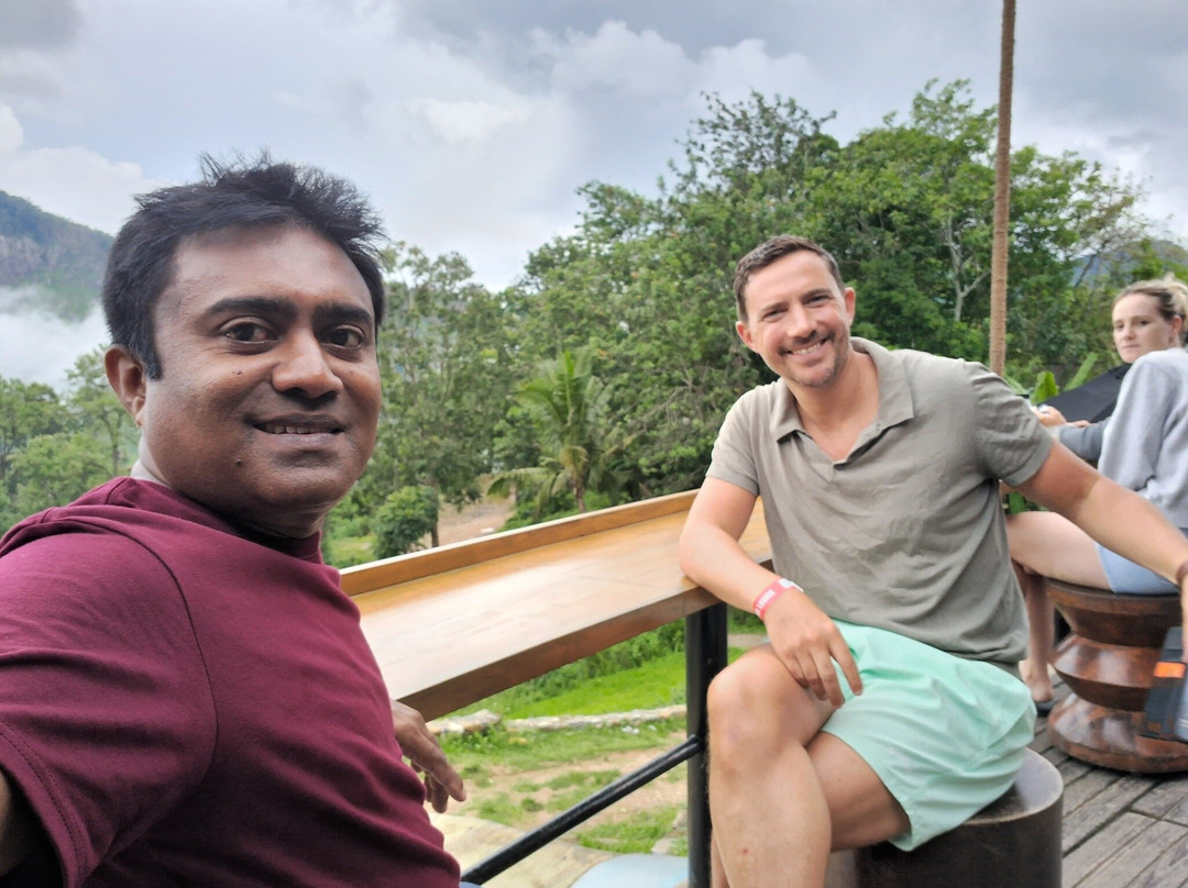 Looking Sri Lanka Tours-佩拉德尼亚必去景点