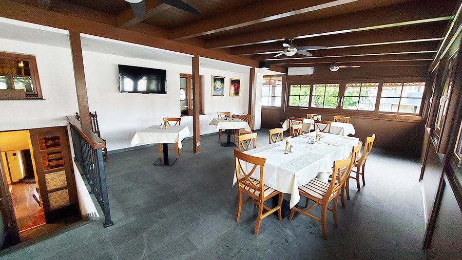 Guest House Pri Cesarju-餐饮