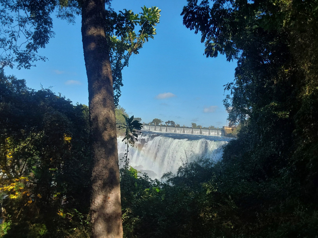 Chishimba Falls-Kasama必去景点