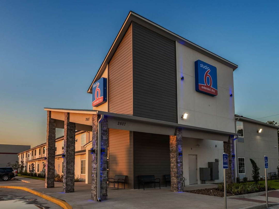 Studio 6 Lake Charles, LA