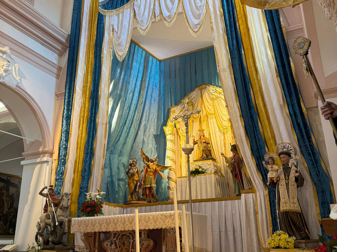 Cattedrale di Santa Maria Assunta-维耶斯泰必去景点