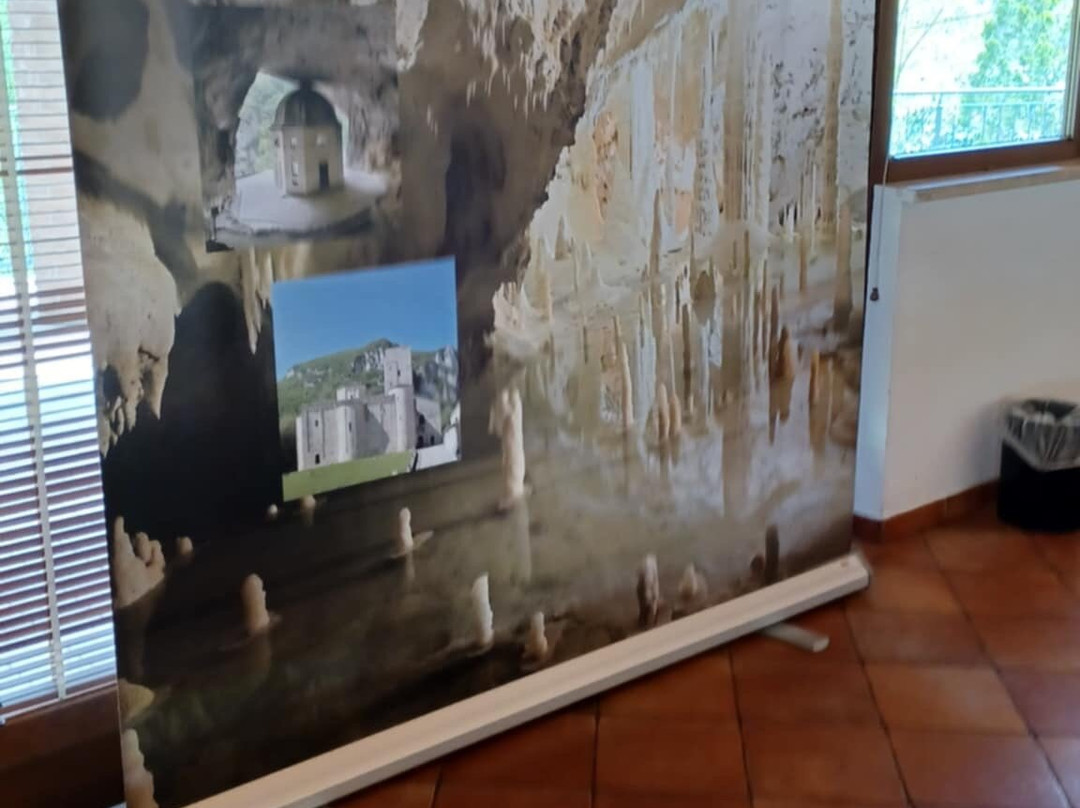 Infopoint Grotte Di Frasassi-Genga必去景点