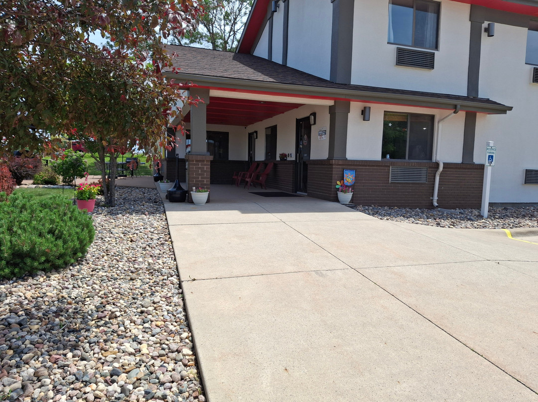 Super 8 by Wyndham Spirit Lake/Okoboji主图