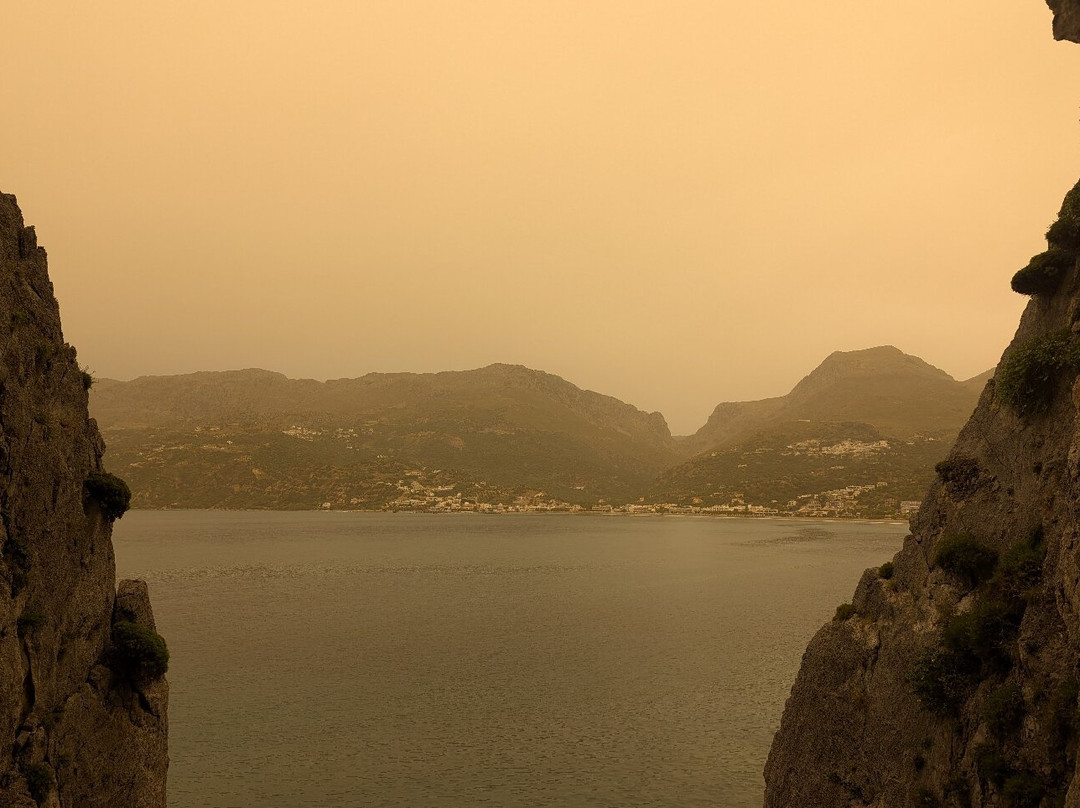 Plakias Tunnels-Plakias必去景点