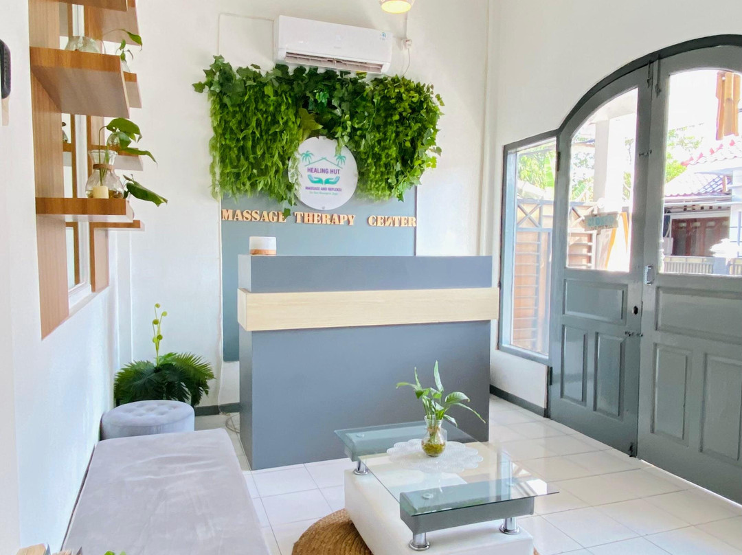 Healing Hut - Massage Center & Family Spa-Sariharjo必去景点