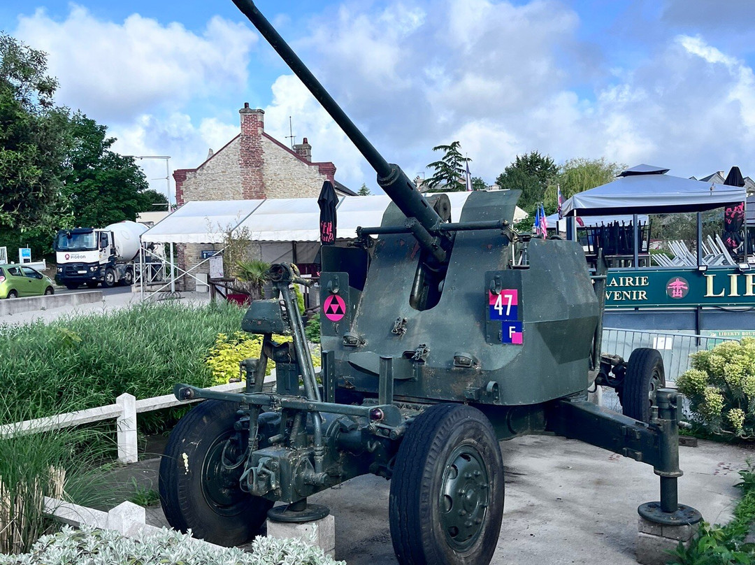 Pegasus Bridge-Ranville必去景点