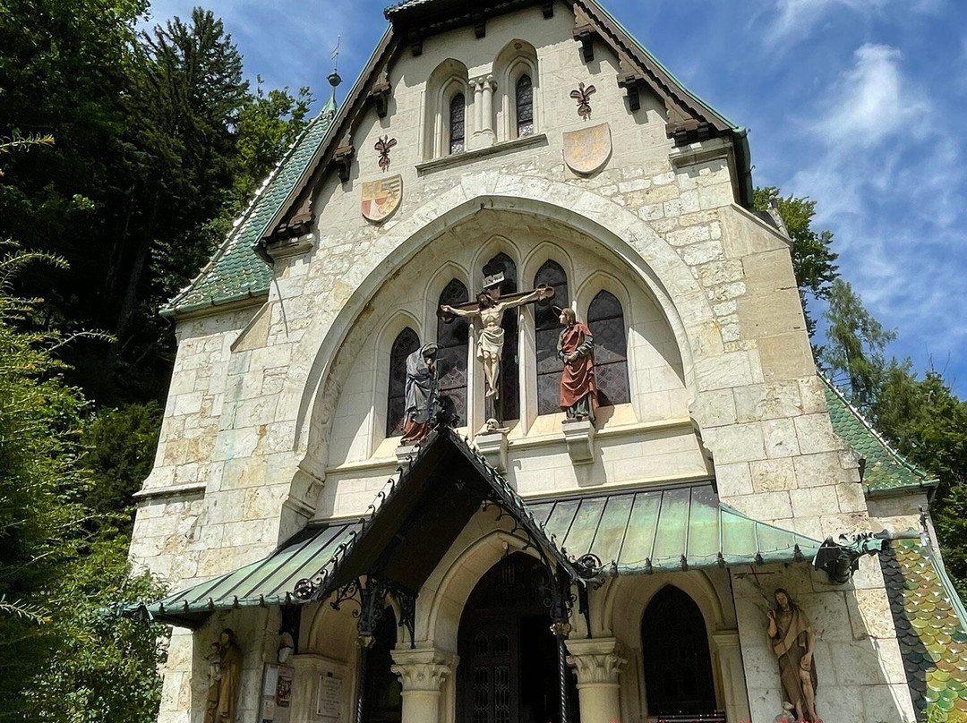 Katholische Kirche Hl. Familie-谢莫林必去景点