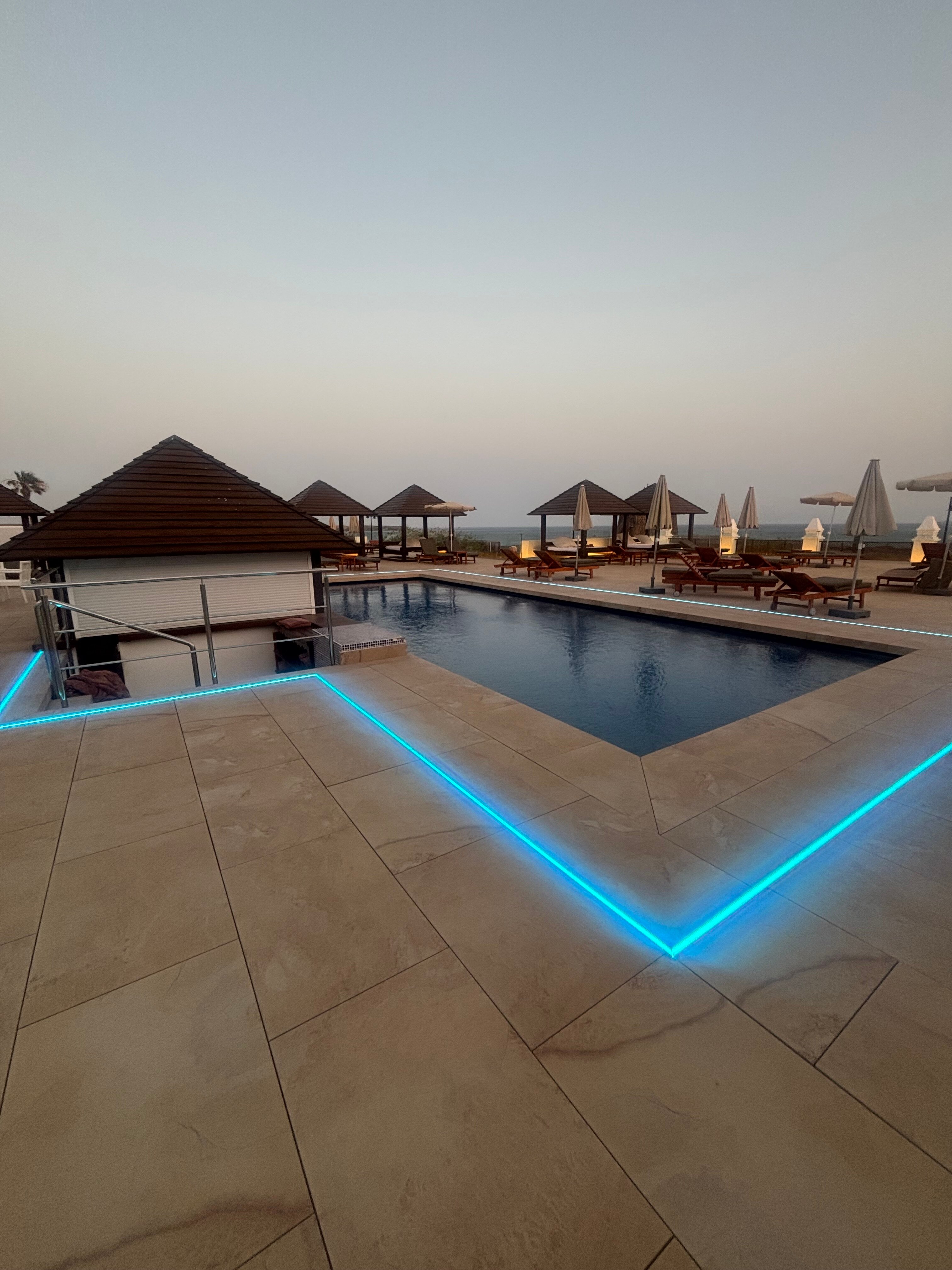Hotel LIVVO Volcán Lanzarote-泳池