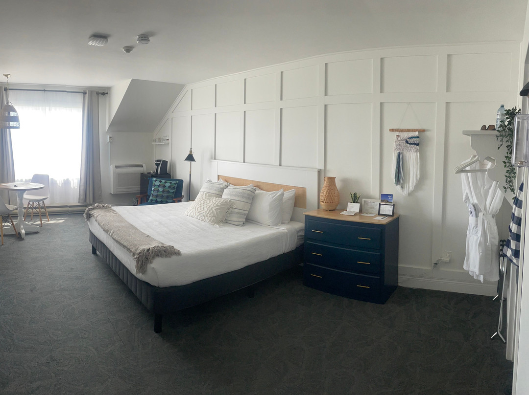 The Clairestone Inn主图