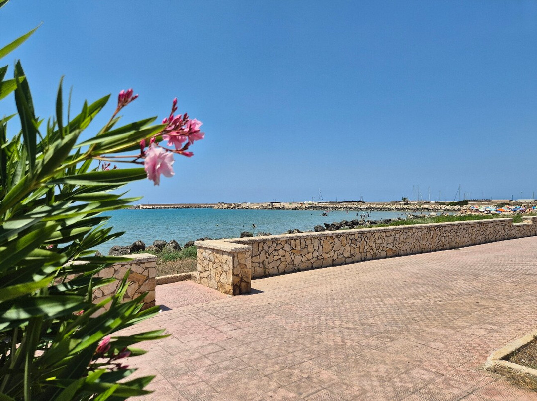 Lungomare Falcone - Borsellino-San Leone必去景点