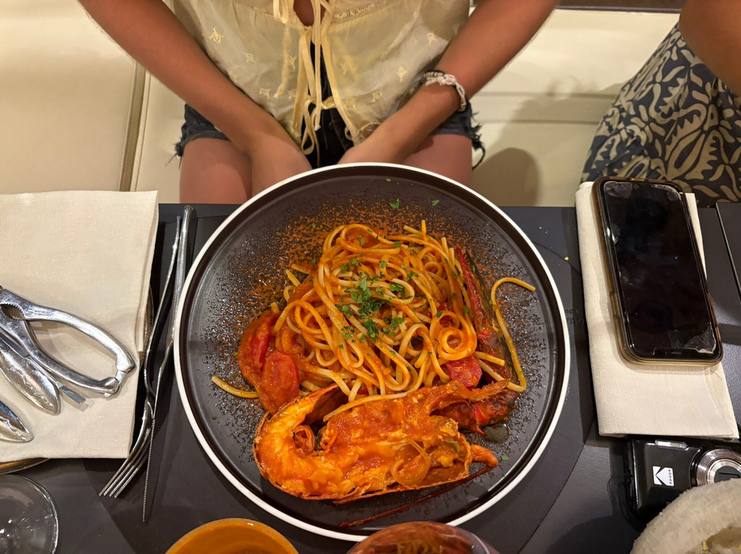 4 PUNTO 6 - Lounge Bar & Restaurant 