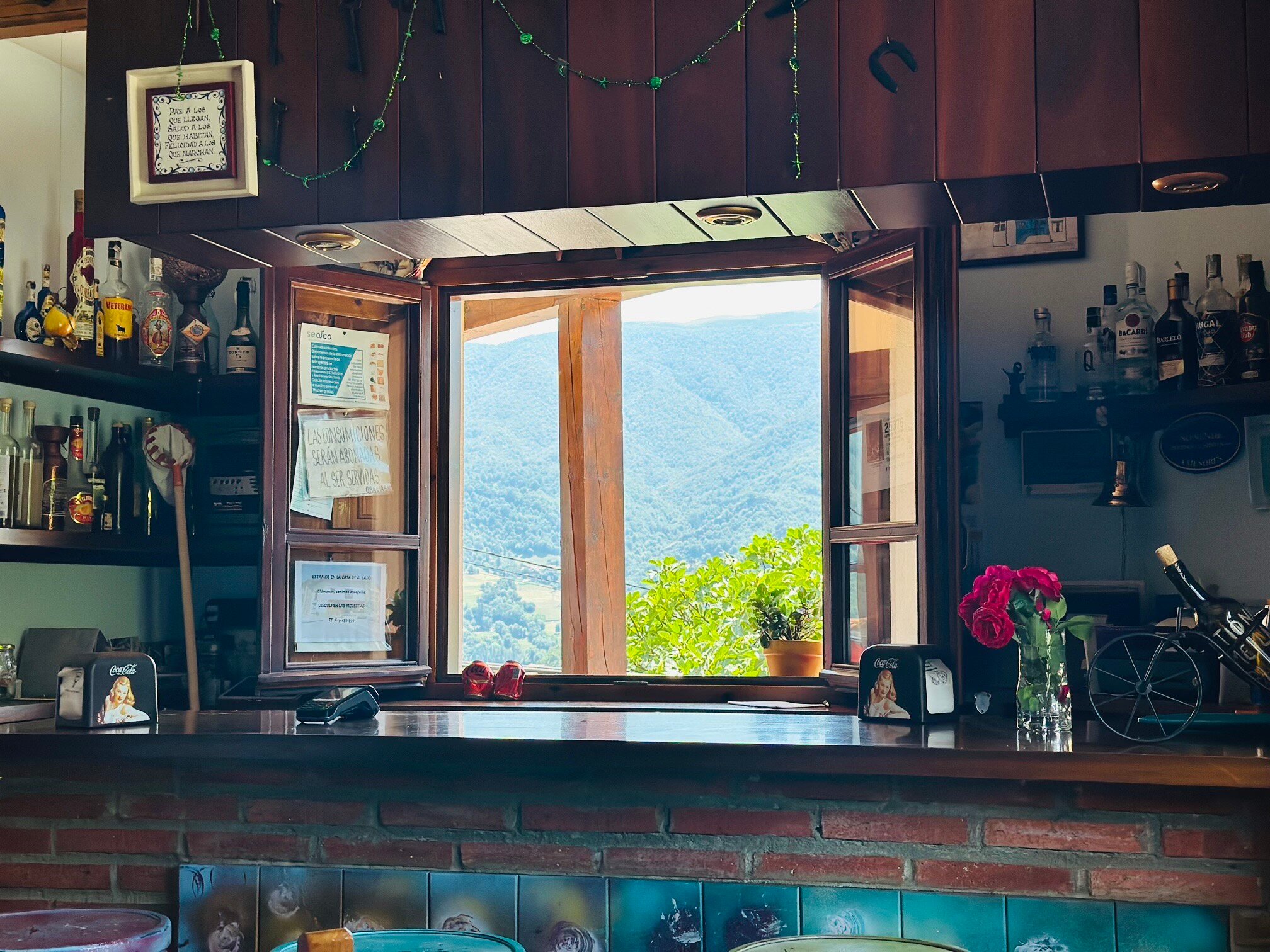 Mirador de Enterrias-官方