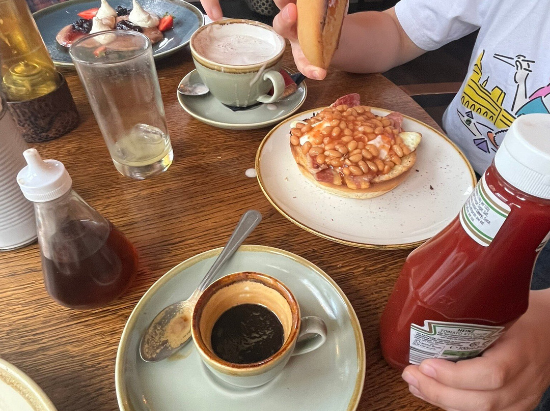 Rowton Poplars Hotel主图