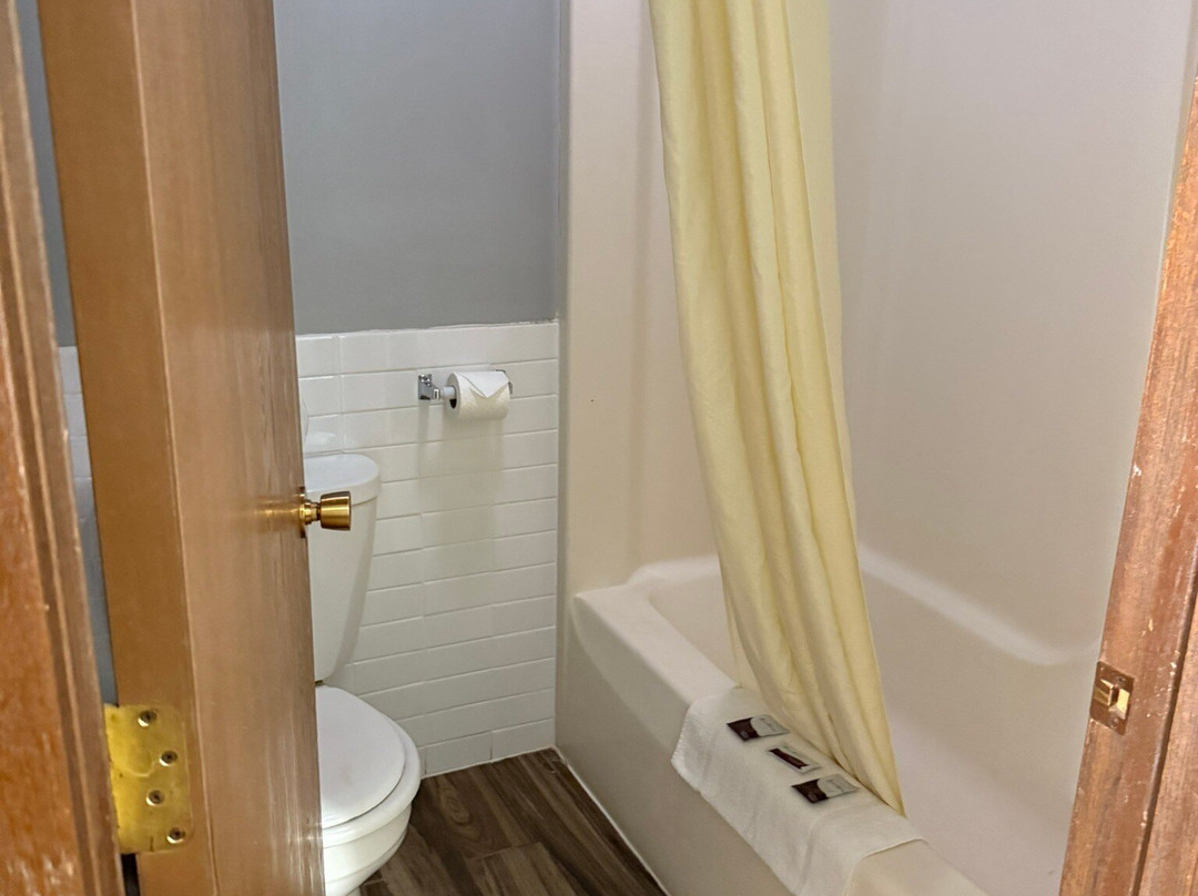 雷鸟汽车旅馆主图