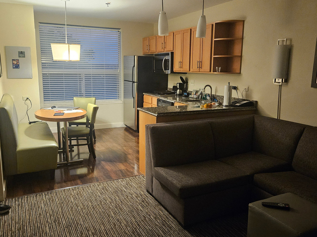 Hyatt House Chicago/Naperville/Warrenville主图
