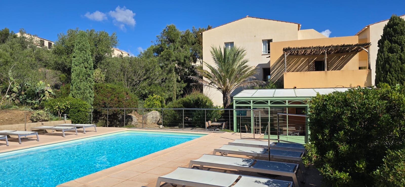 Cala di l'Oru-泳池