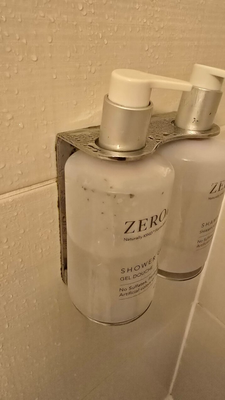 茱莉斯纽卡尔斯盖茨黑德码头旅馆-浴室