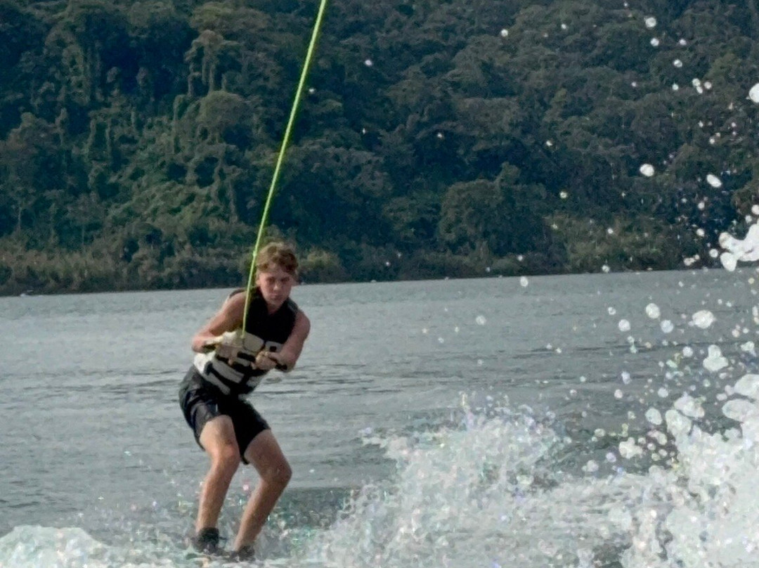 Volcano Watersports. Wakeboard, Wakesurf, Waterski, Tubing.-福德圣卡洛斯必去景点