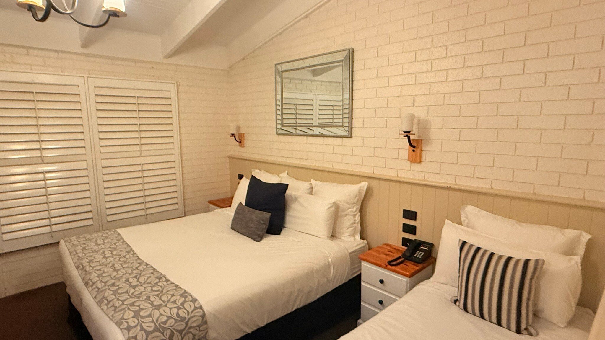 Alzburg Inn Resort-官方