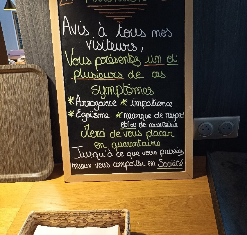 Brit Hotel Reims La Neuvillette主图