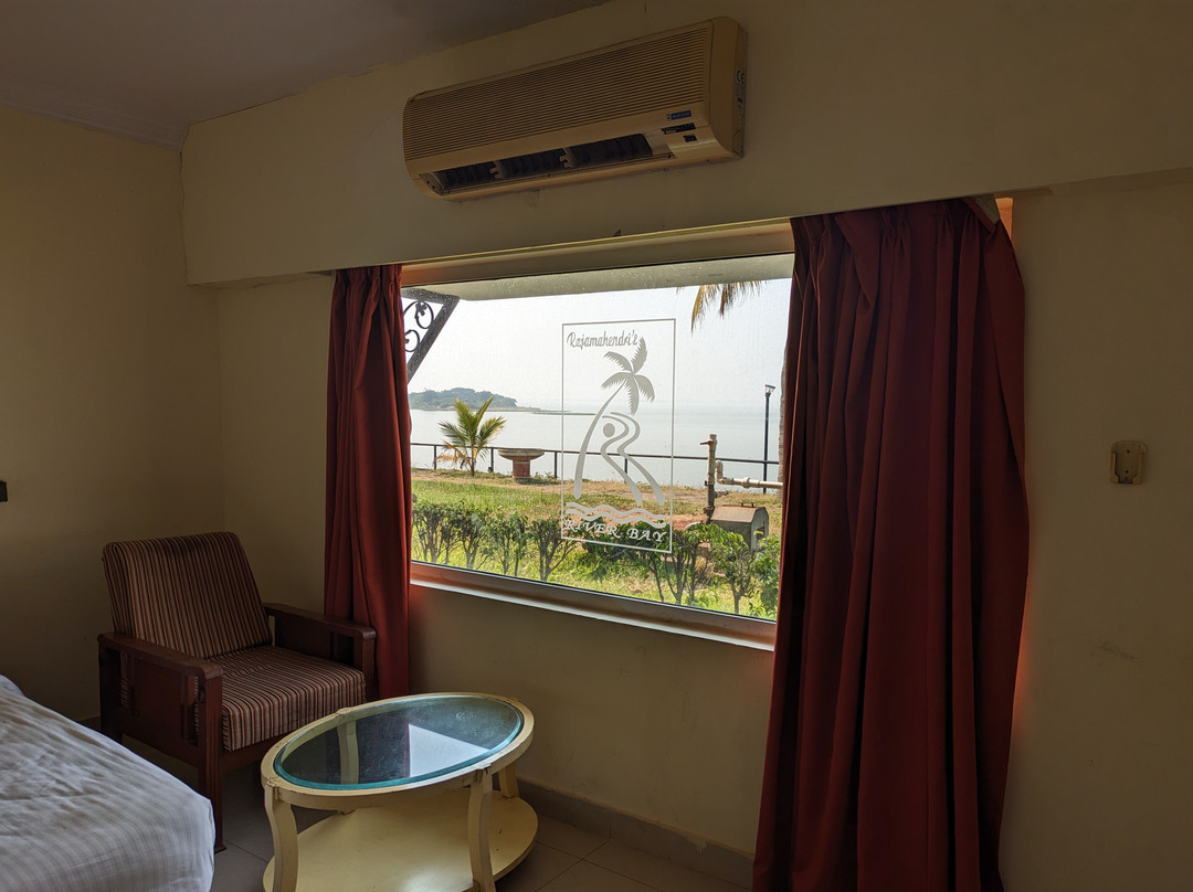 Hotel River Bay主图