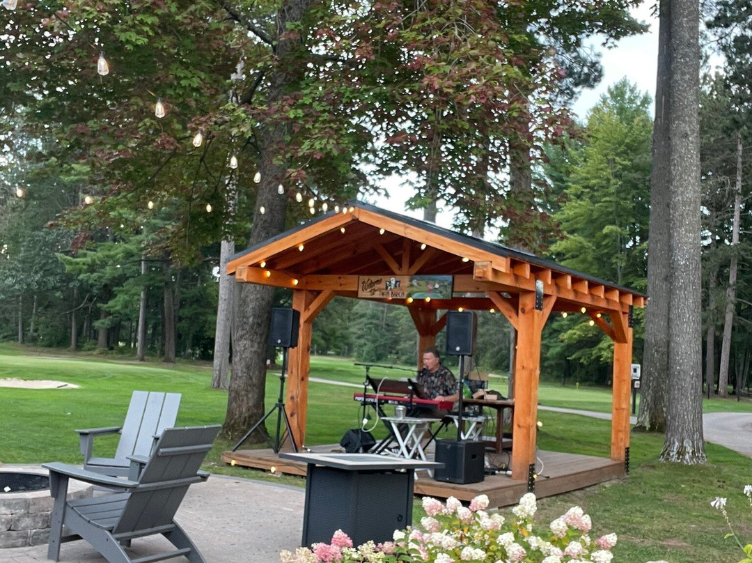 Twin Birch Restaurant