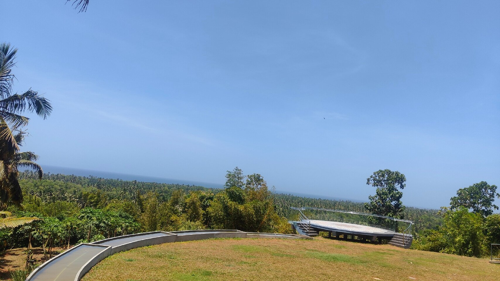 Over The Hill-官方