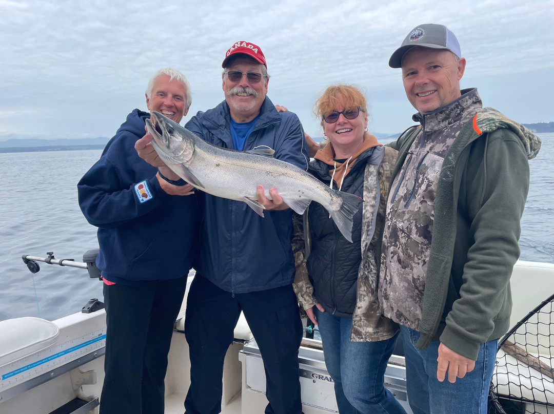 Peniuks Sportfishing Adventures-坎贝尔里弗必去景点