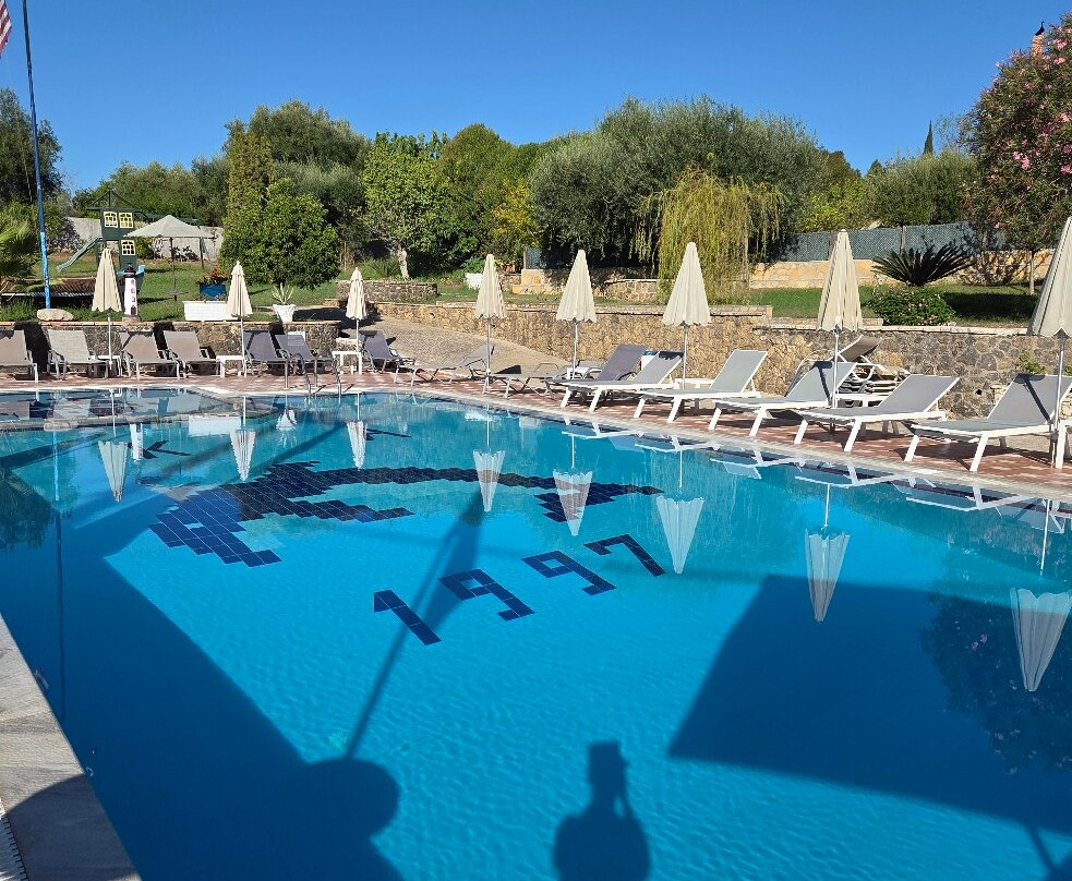 Marietta's Resort主图