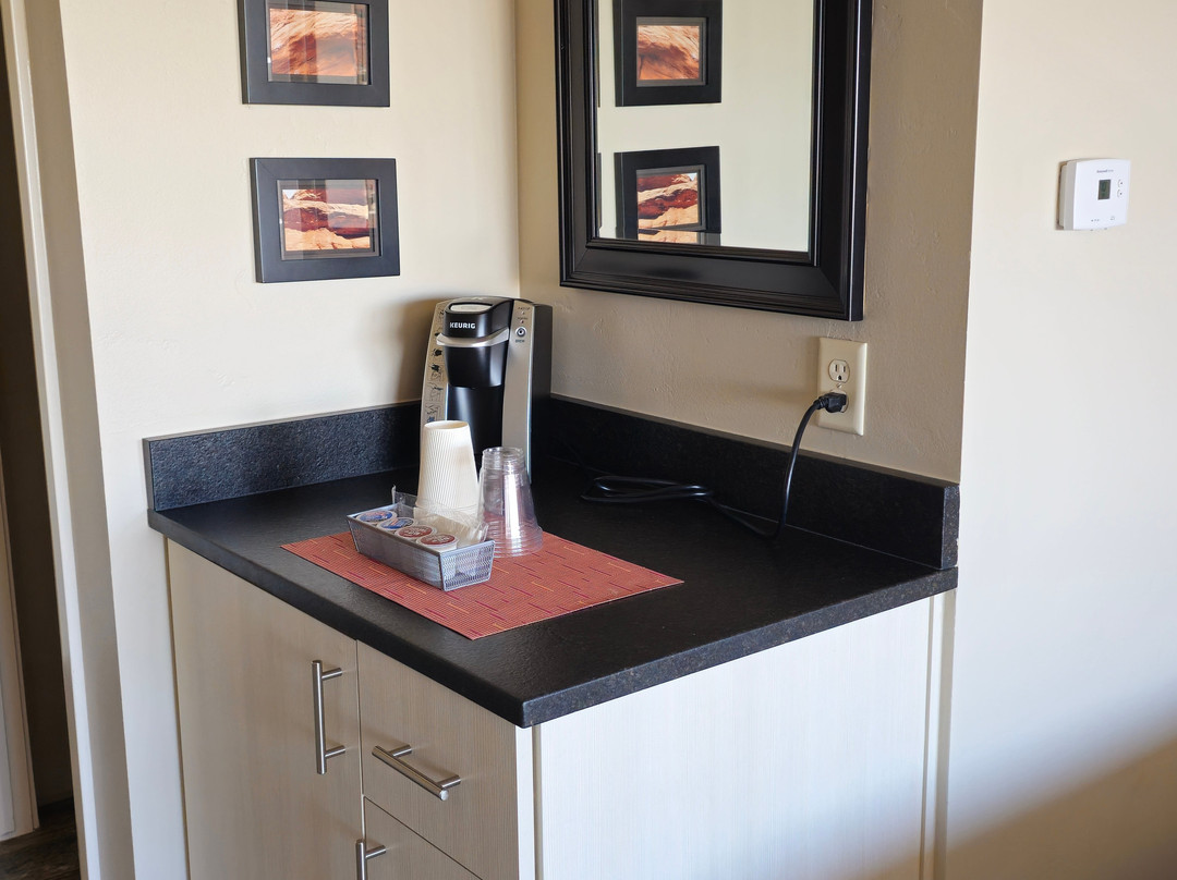 Inn on The Cliff主图