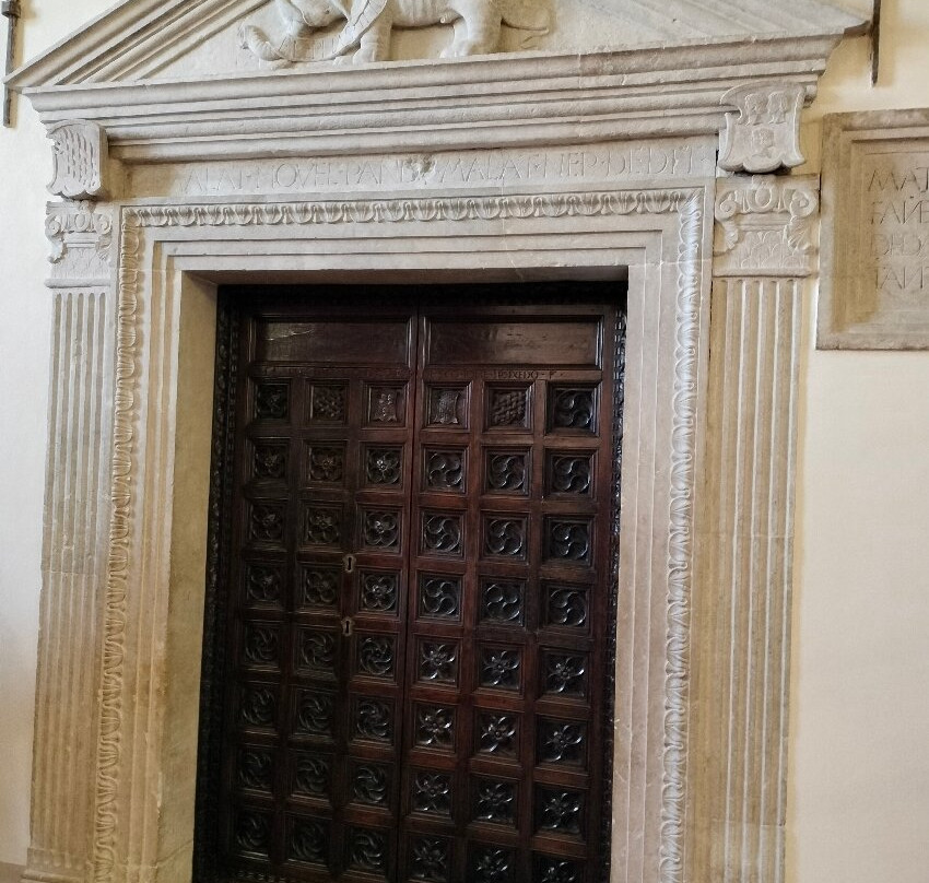 Biblioteca Malatestiana-切塞纳必去景点