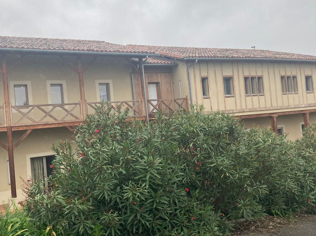 Abbaye Sainte Marie de Boulaur-Boulaur必去景点