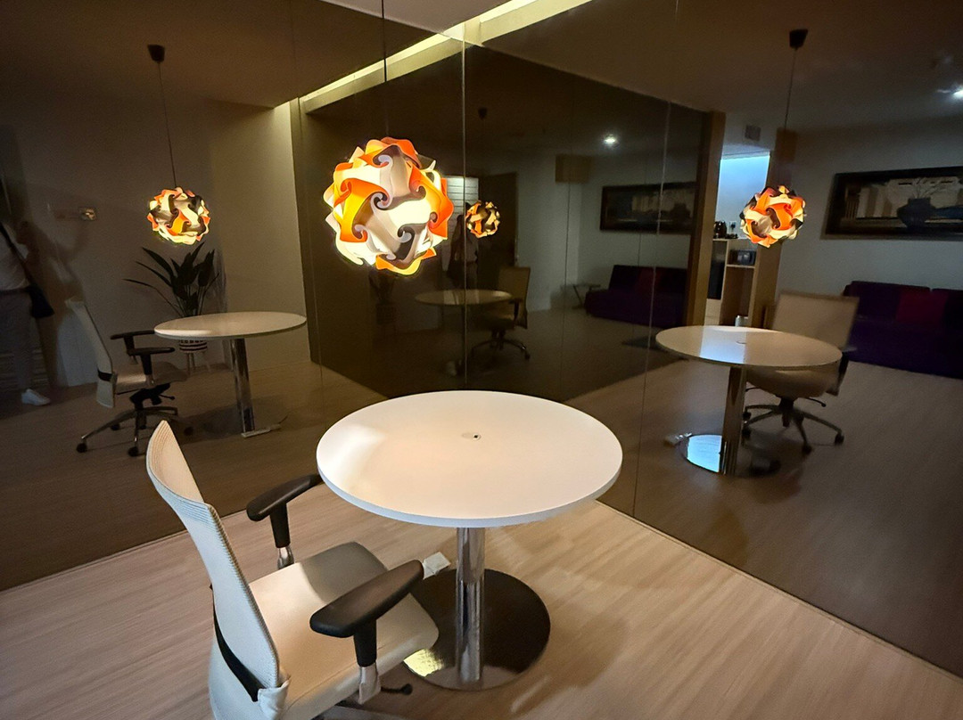 梳邦帝国酒店主图