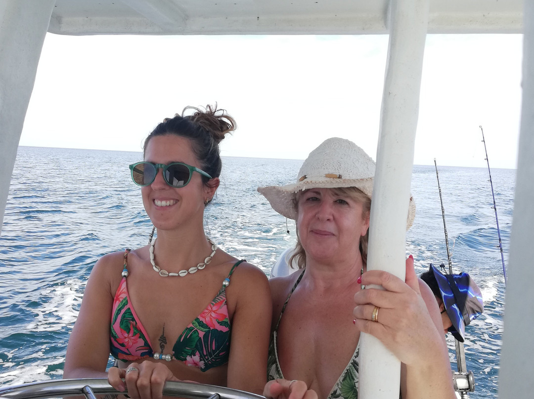 Purafishing Boat Tours and Snorkeling-圣晃尼悠必去景点