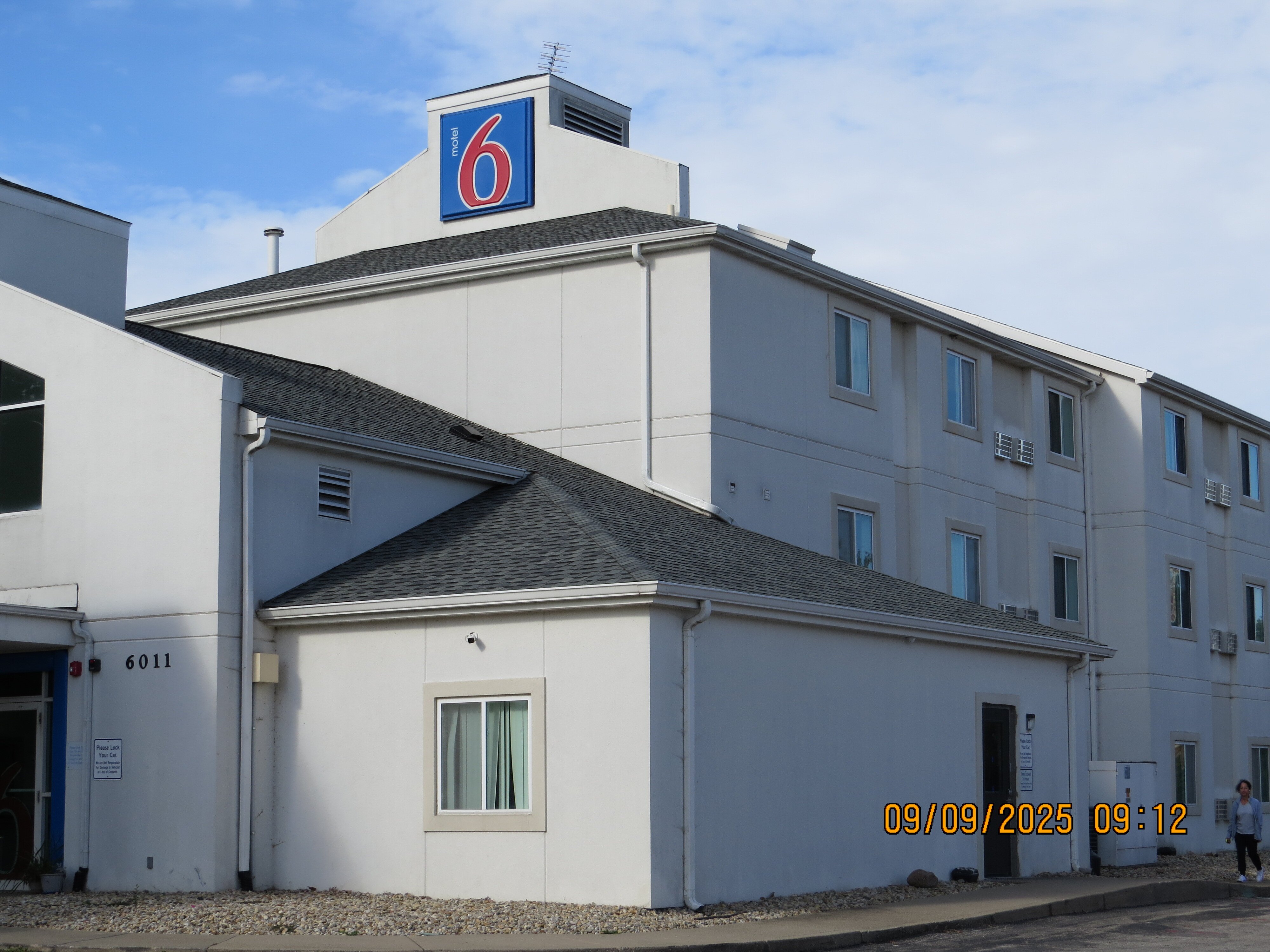Motel 6 Springfield-浴室