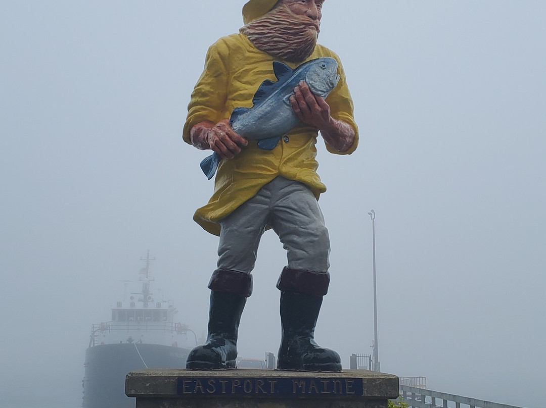 Fisherman Statue-Eastport必去景点