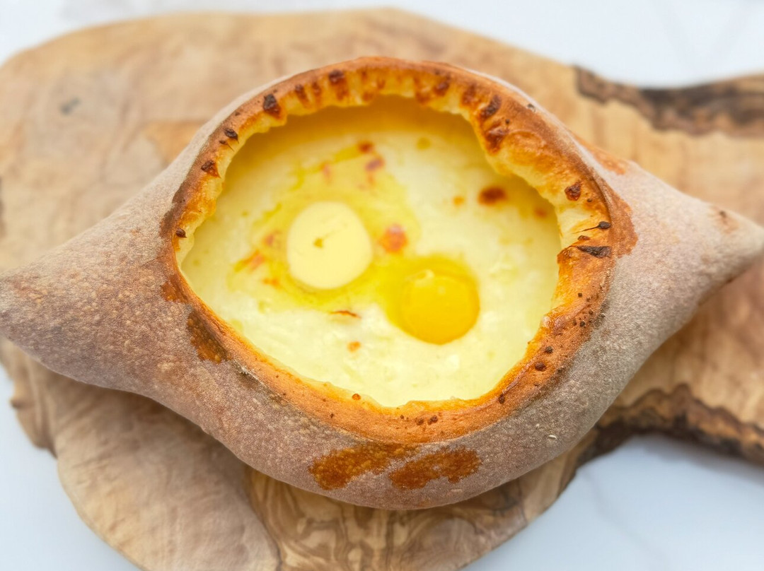 Meama Cafe & Restaurant