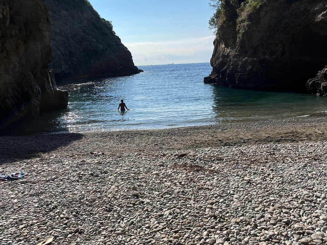 Crapolla Cove-马萨卢布伦塞必去景点
