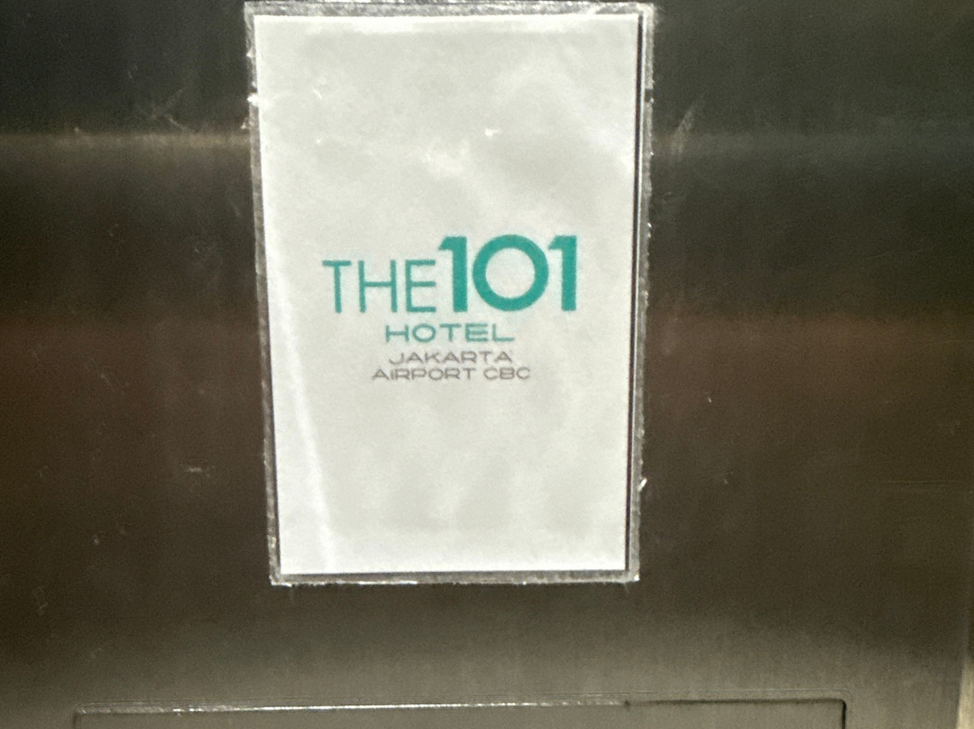 THE 1O1 Jakarta Airport CBC主图