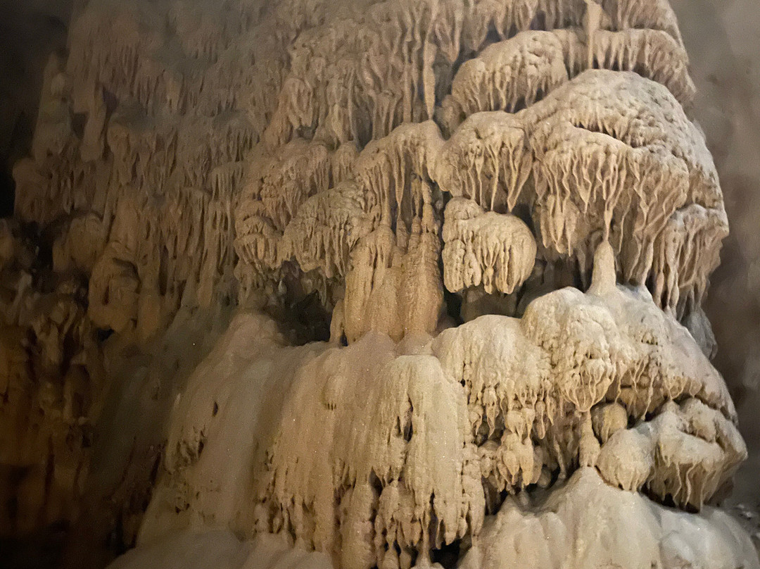 Grotte Saint-Marcel-Bidon必去景点