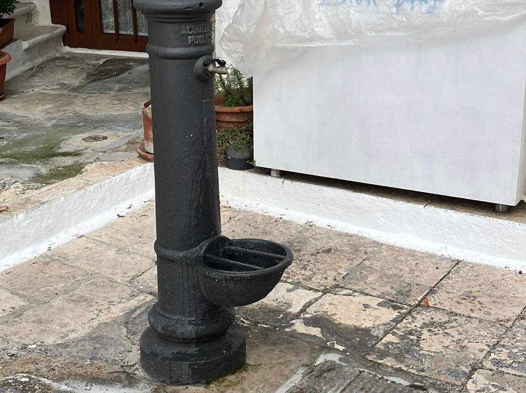 Fundana - Trinkwasserfountain-Ostuni City必去景点